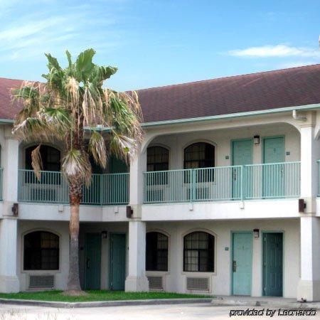 Regency Inn Humble Iah - Intercontinental Exterior photo
