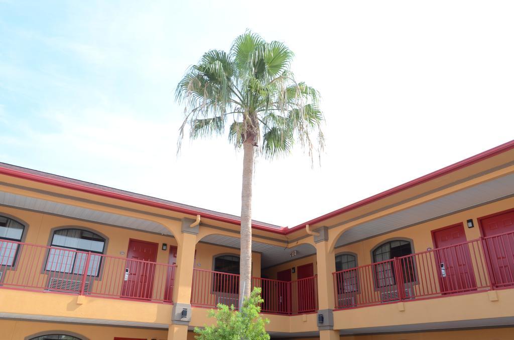 Regency Inn Humble Iah - Intercontinental Exterior photo