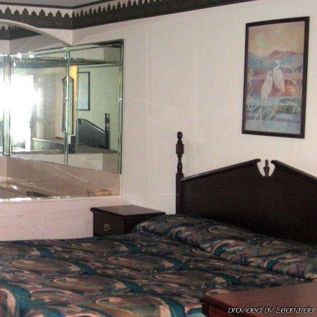 Regency Inn Humble Iah - Intercontinental Exterior photo